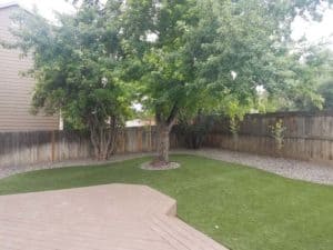 artificial-grass-backyard