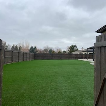 Removing Grease/Cooking Oil and Wine on Artificial Turf
