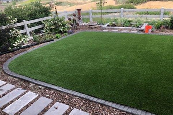 Read more about the article Embrace the Green Revolution with Artificial Turf in 2024